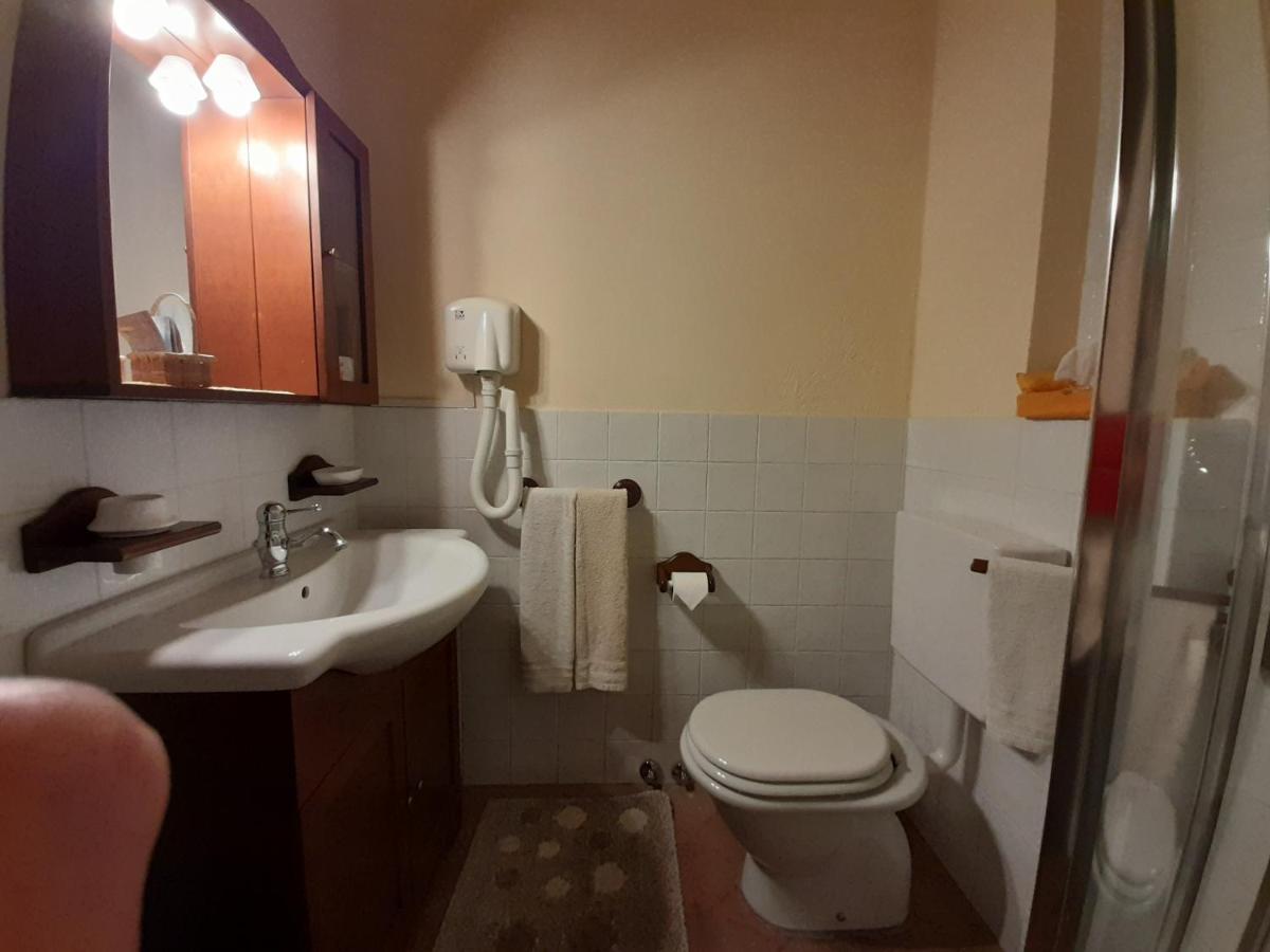 Locanda Bellavista Tigliole エクステリア 写真
